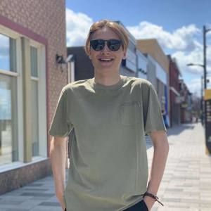 Meet your Posher, Émile